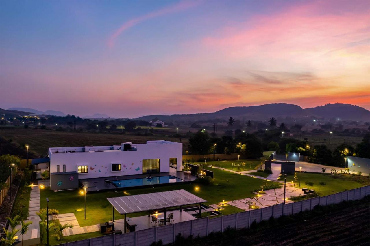Stayvista'S Le Bon Horizon - Hillside Elegance With Chic Interiors, Poolside Serenity & Picturesque Gazebo - Proximity To Sula Nashik Zewnętrze zdjęcie