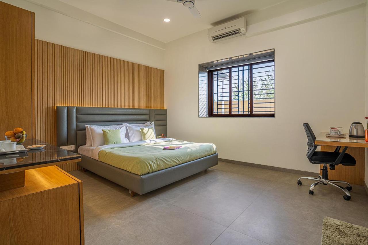 Stayvista'S Le Bon Horizon - Hillside Elegance With Chic Interiors, Poolside Serenity & Picturesque Gazebo - Proximity To Sula Nashik Zewnętrze zdjęcie