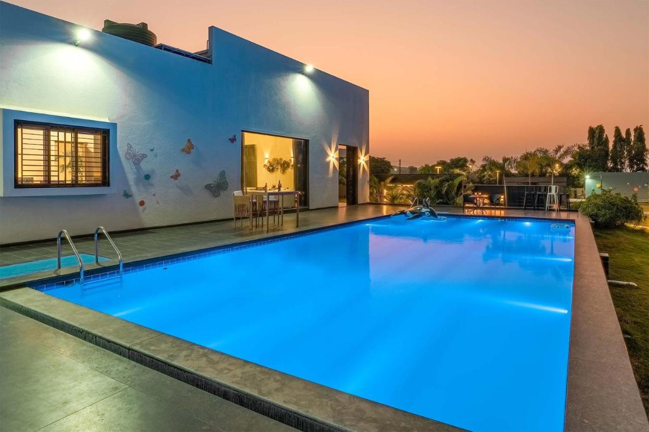 Stayvista'S Le Bon Horizon - Hillside Elegance With Chic Interiors, Poolside Serenity & Picturesque Gazebo - Proximity To Sula Nashik Zewnętrze zdjęcie