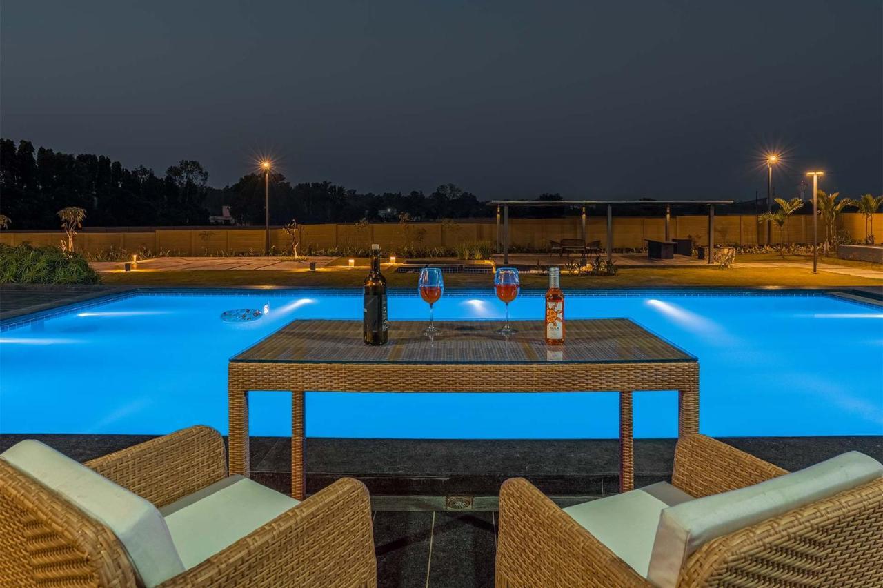 Stayvista'S Le Bon Horizon - Hillside Elegance With Chic Interiors, Poolside Serenity & Picturesque Gazebo - Proximity To Sula Nashik Zewnętrze zdjęcie